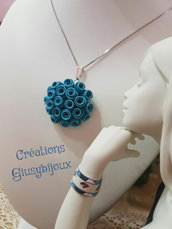 Collana con pendente ciondolo  fiore  in fimo bouquet di rose turchese bijoux fatto a mano 