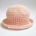Cappellino/cappello neonata/bambina con trafori e tesa in cotone rosa pesca - uncinetto - Battesimo
