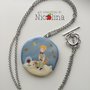 Collana lunga C'era una volta ... Piccolo Principe in cartapesta con catena in acciaio e chiusura a fiore