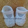 Scarpine neonata in cotone puro bianco fatte a mano a maglia 