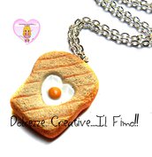 Collana Con toast in miniatura con uovo - idea regalo fimo kawaii