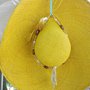 cappello giallo in paglia