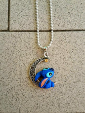 Collana con Stitch su mezzaluna fimo