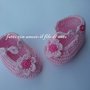 Scarpine bambina rosa con margherita fatta a mano /knitting
