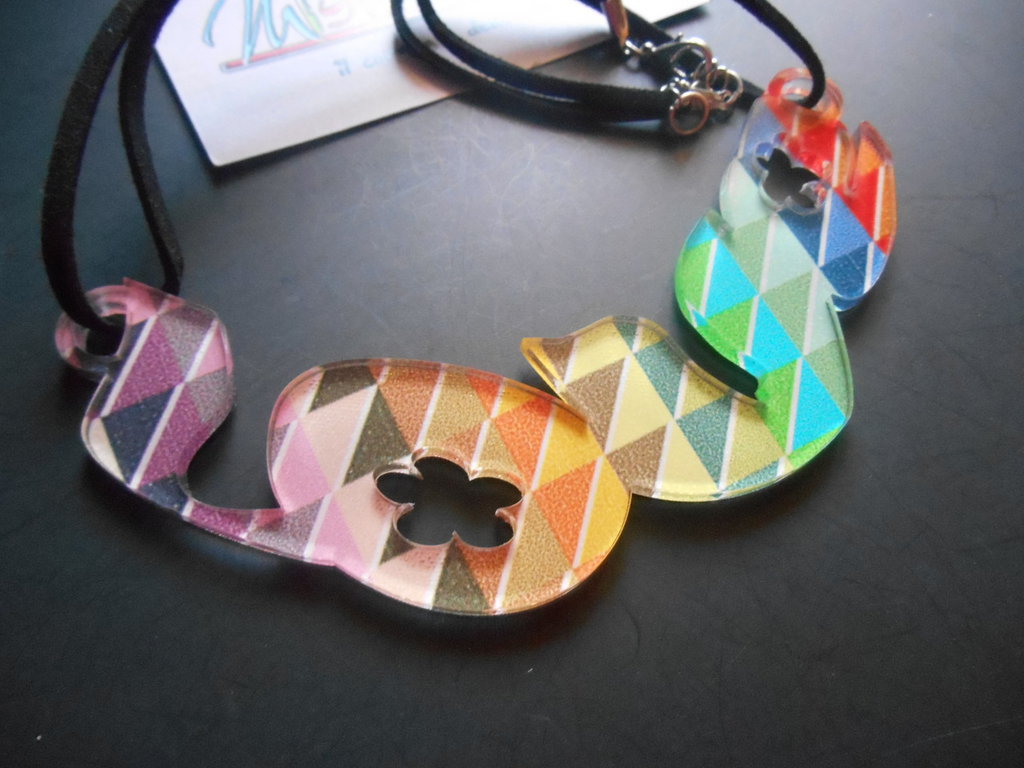 Orecchini a *Cuore* *Zebrato* in plexiglass specchio argento incis