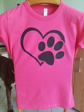 T-shirt stampata cane