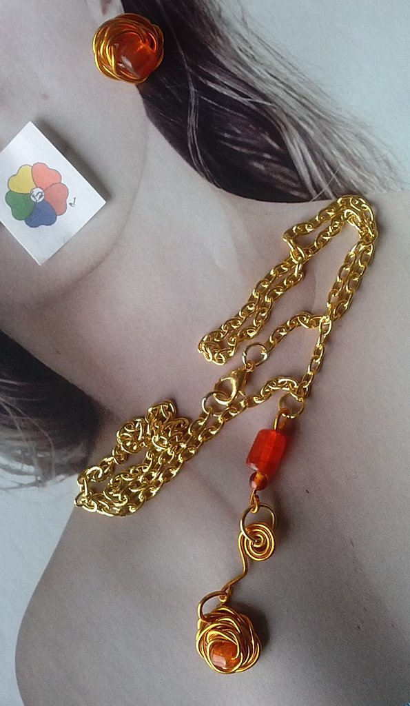 Collana Girocollo Bohémien MINCHI | Corniola E Oro | Ciondolo Sole | Portafortuna Artigianale