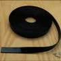 Nastro similpelle vernice, colore nero lucido, cm. 100 x 10 mm. 