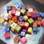 20 perle cubiche forate multicolori in resina