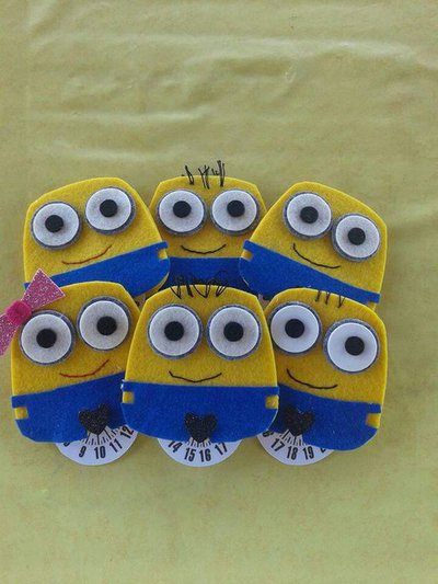 DISCO ORARIO A FORMA DI *MINIONS* DISCO ORARIO A FORMA DI *MINIONS*