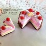 Torta e fette di torta ribes frutti di bosco pendente ciondolo charms fimo bomboniere compleanno