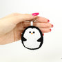 Pinguino portachiavi in feltro fatto a mano, amante animali, regalo compleanno amica sorella, accessorio per borsa, tenero divertente