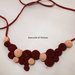 Collana di tesssuto colore bordeaux e beige