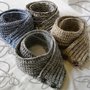 Scaldacollo lana unisex realizzato a mano
