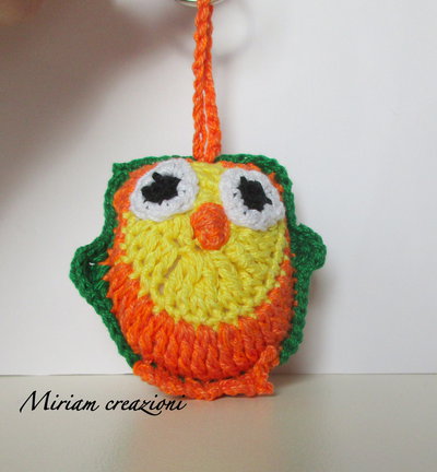 Gufetto amigurumi portachiavi Gufetto amigurumi portachiavi