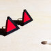 Orecchini Triangoli nero e rosso, orecchini a lobo, orecchini in legno, orecchini minimalisti