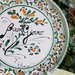 Piatto decorativo in ceramica siciliana. Piatto da appendere. Le ceramiche di Ketty Messina.