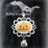 Collana Cameo Ricamo Zucca Halloween 