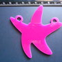 (265) Ciondolo stella marina, grande, in plexiglass colore fucsia