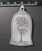 (183) - ciondolo La Rosa di Belle in plexiglass argento satinato