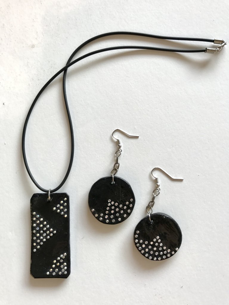 CLEVER Set Gioielli Per Bambine Con Cavallo Che Salta - Orecchini E Collana In Argento 925, Regalo Perfetto Per Piccole Amazzoni