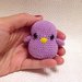 Uccellina lilla amigurumi fatta a mano all'uncinetto 