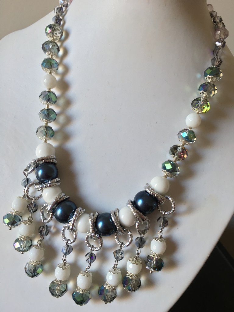 Collana Bavaglino Girocollo Donna Con Perle Simulate E Cristallo - Argento