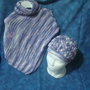 Poncho bambina lilla con cappellino punto puff