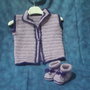 Gilet bimba lilla con babbucce