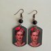 Frida Kahlo orecchini di carta pendenti con perla nera.
